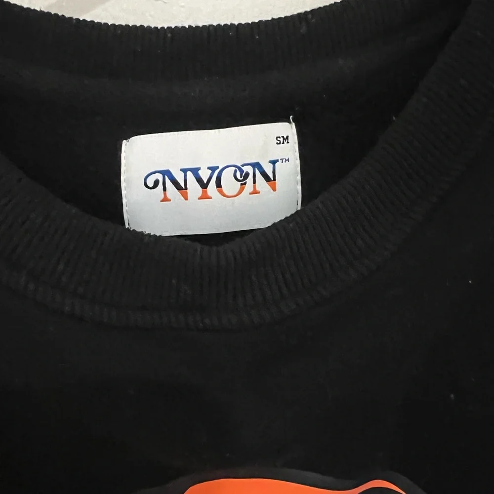 NYON New York or Nowhere Black NY Graphic Men's Sweater - Size Small - Picture 2 of 3